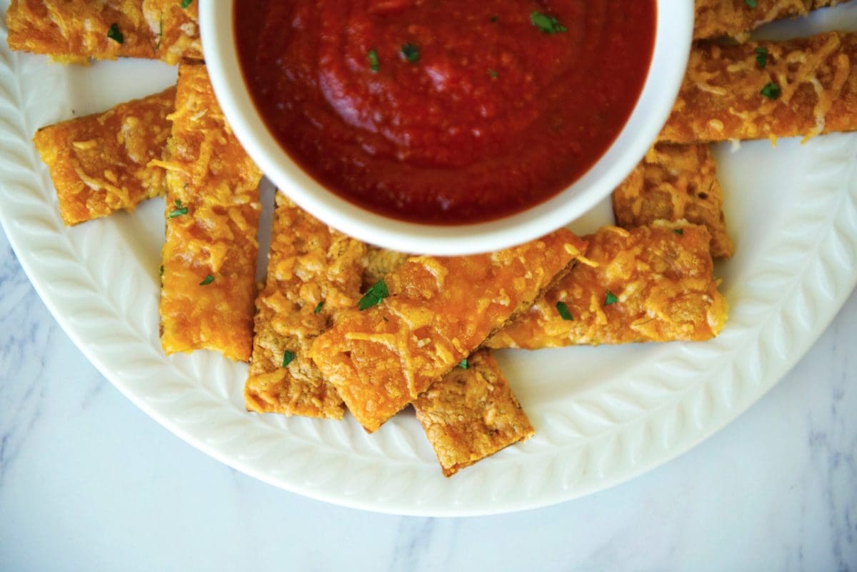 aroma-housewares-co-doveware-casserole-dish-cheesy-cauliflower-breadsticks-5-copy-jpg