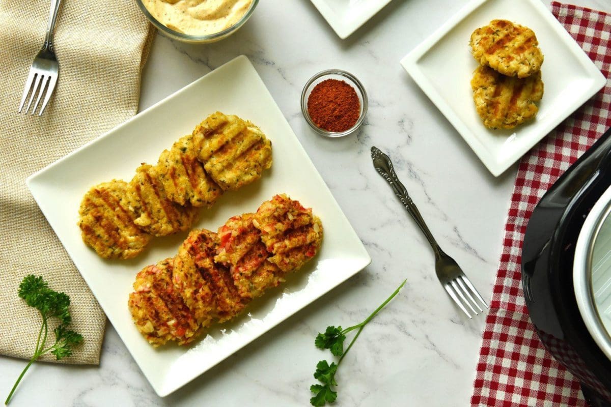 indoorgrill_crabcakes2-jpg