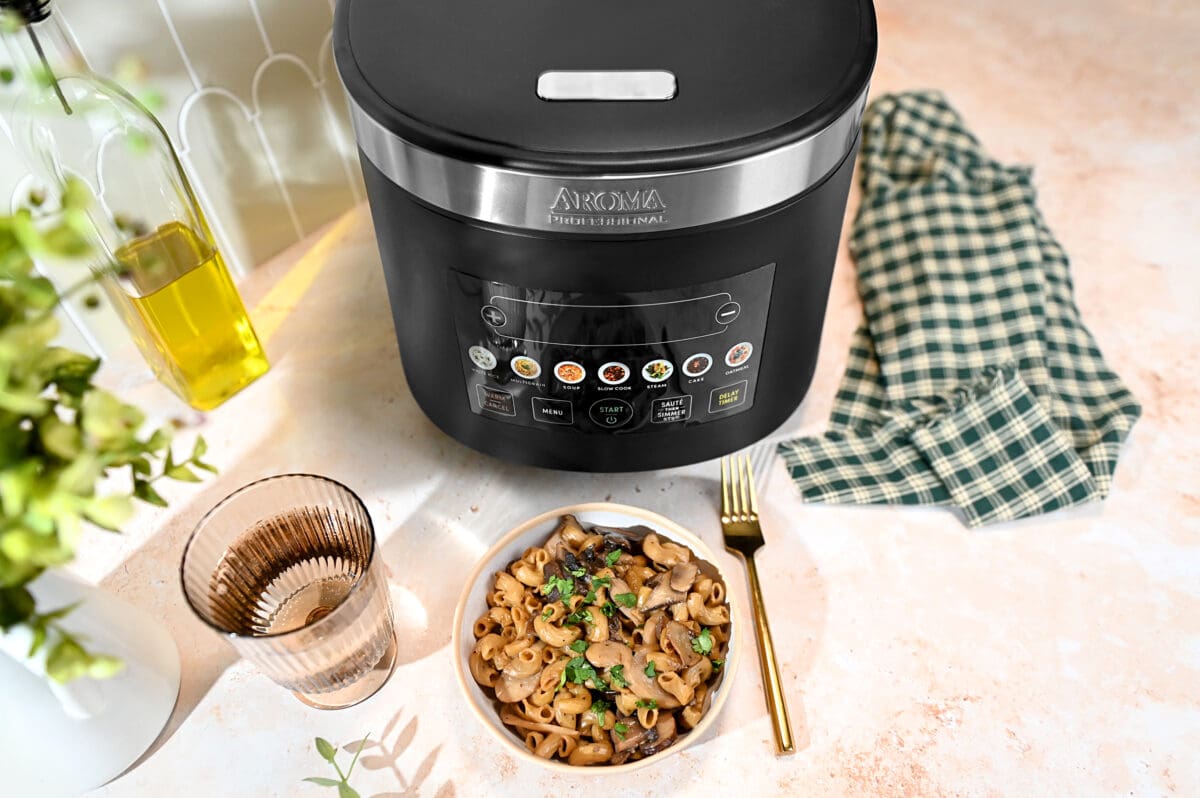 one-pot-japanese-butter-shoyu-pasta-arc-1280b_1