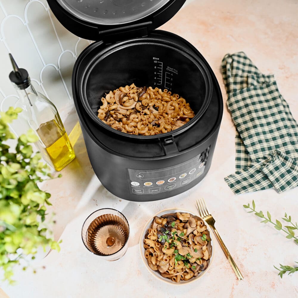 one-pot-japanese-butter-shoyu-pasta-arc-1280b_2-2