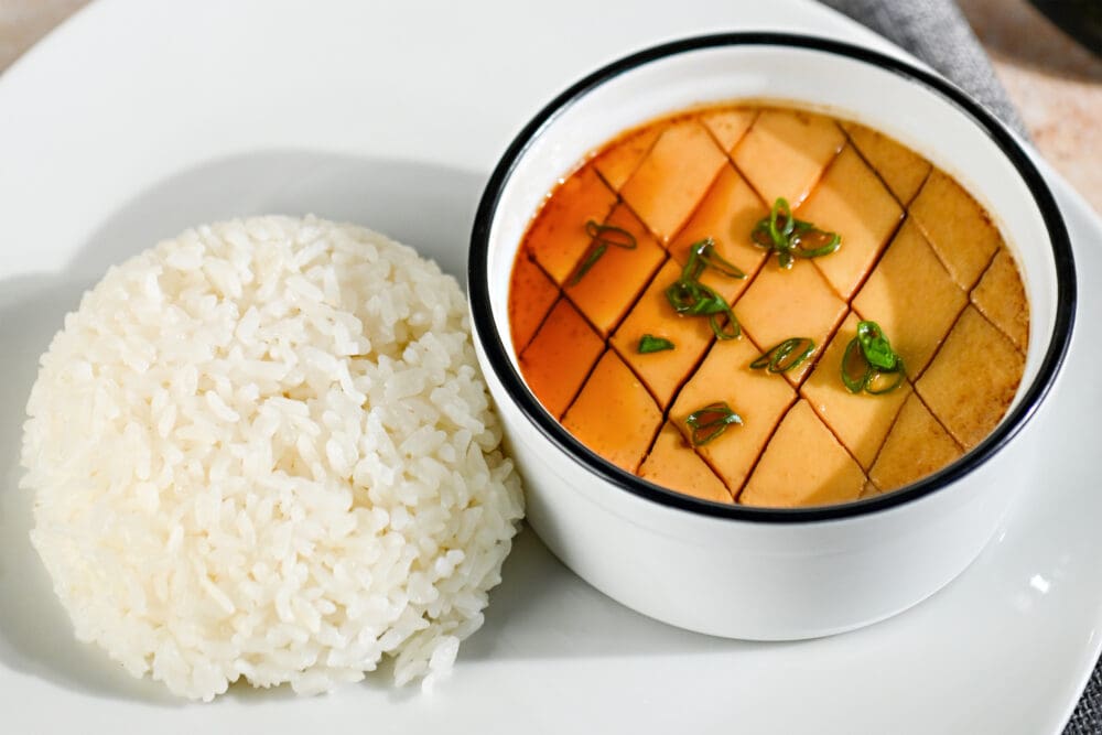 steamed-eggs-rice-arc-863cgu3